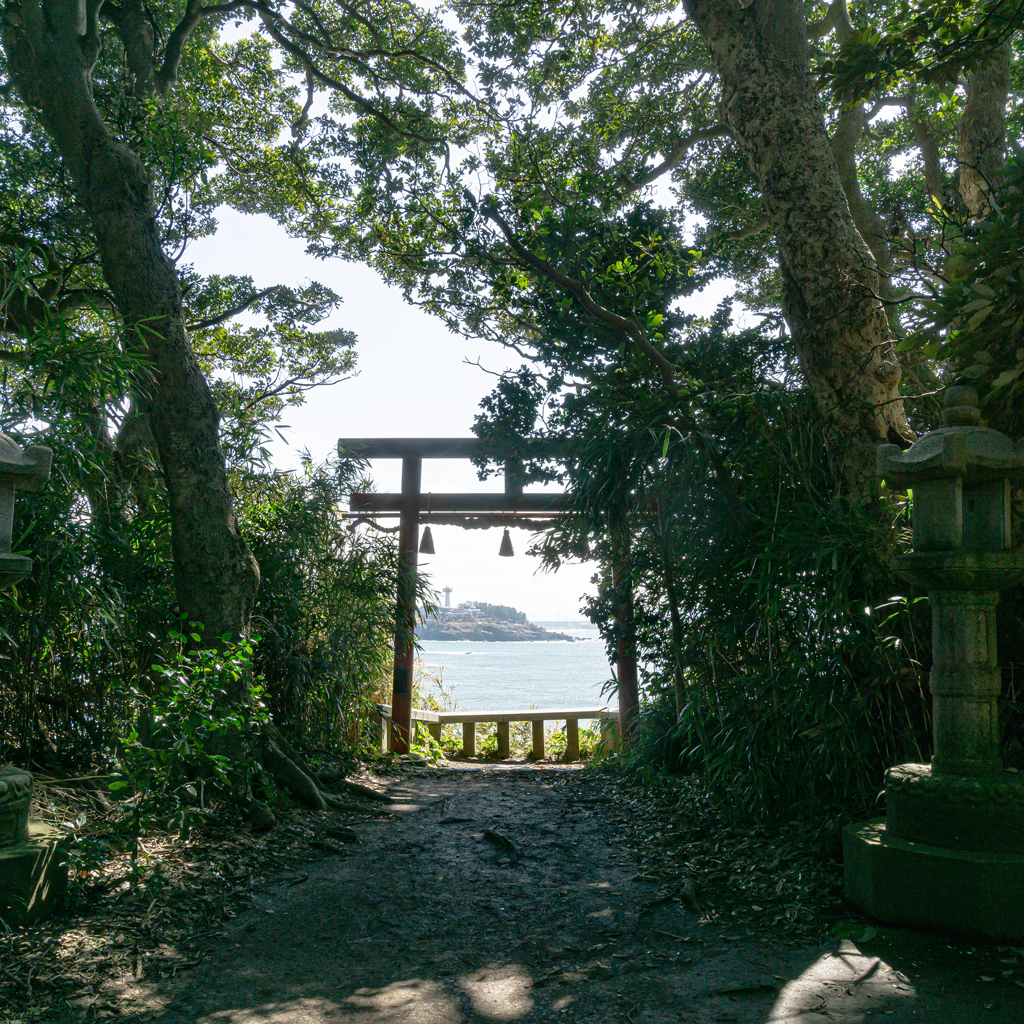手島